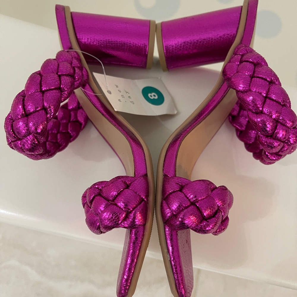 A New Day Metallic Pink Basil Sandals w Block Heels